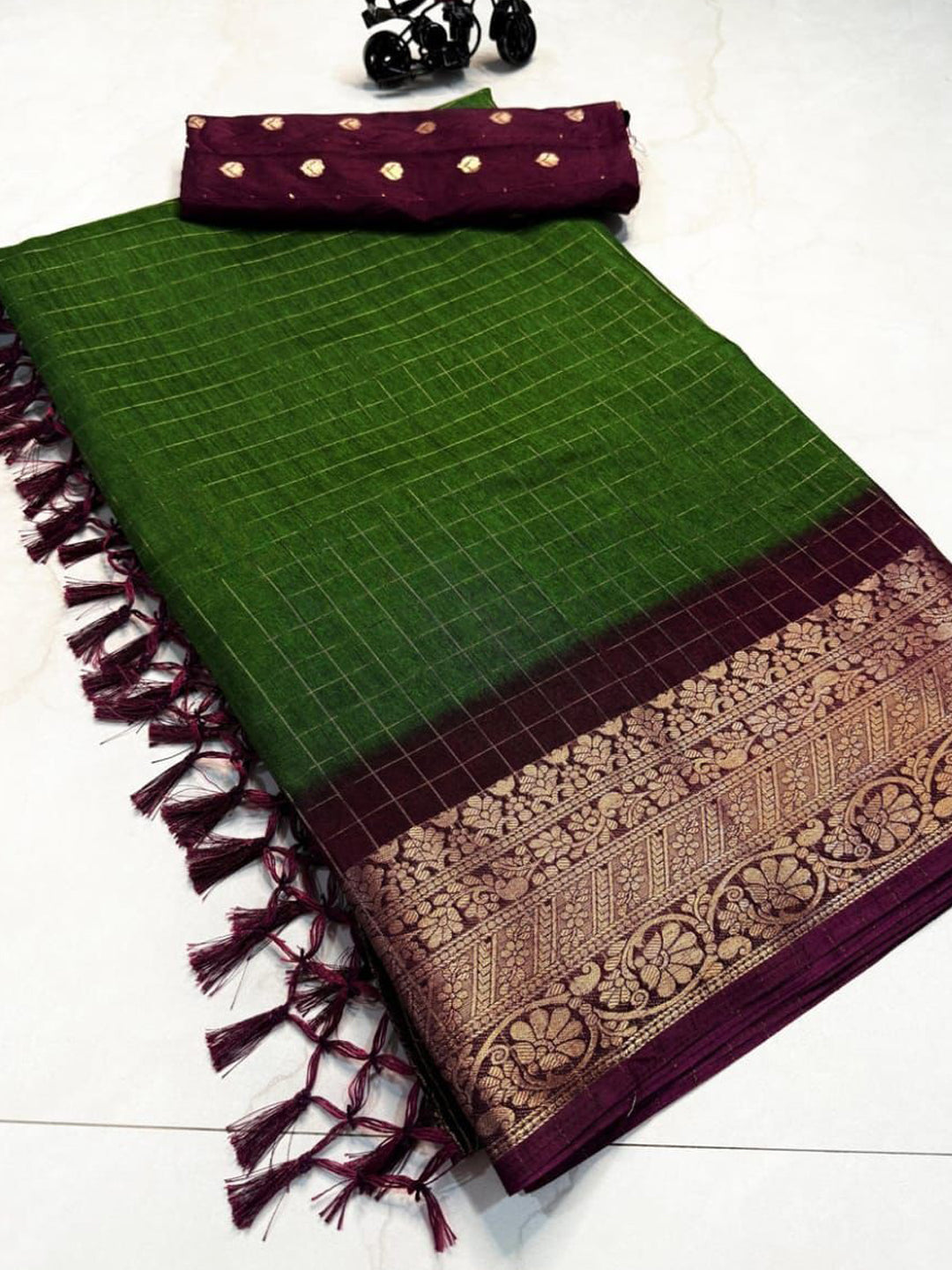 Green Jacquard Kanjivaram Zari Border Soft Dola Cotton Saree