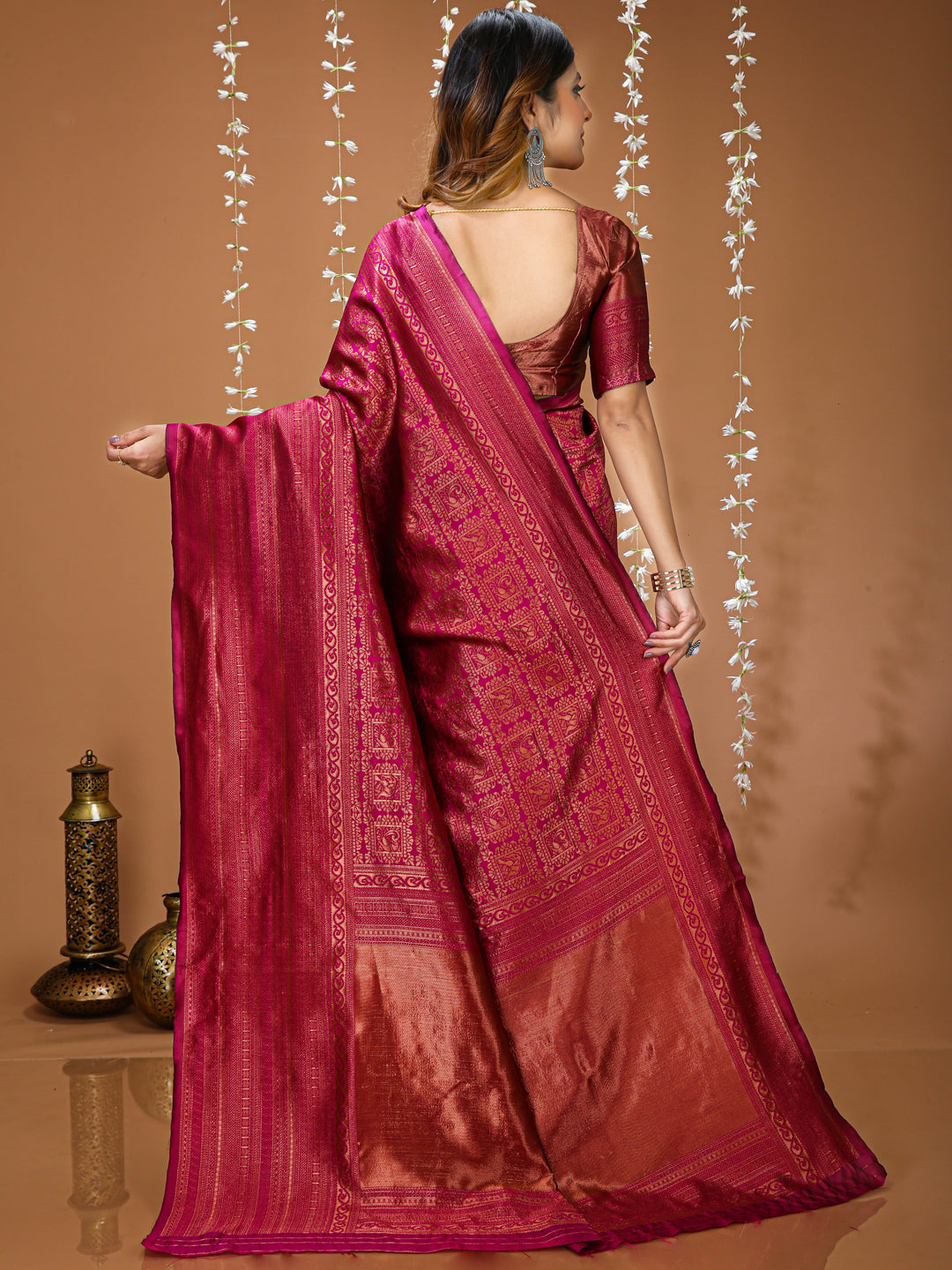 Pink Lichi Silk Jacquard Saree with Elegant Border