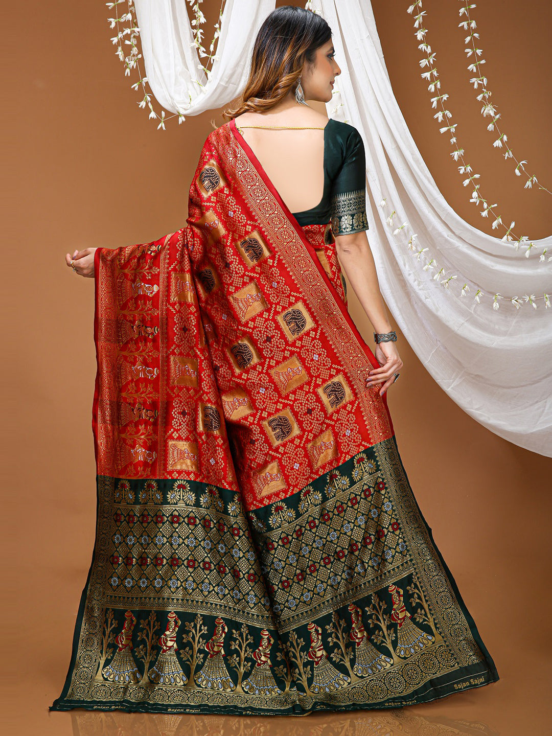 Red Lichi Silk Jacquard Saree with Beautiful Rich Pallu