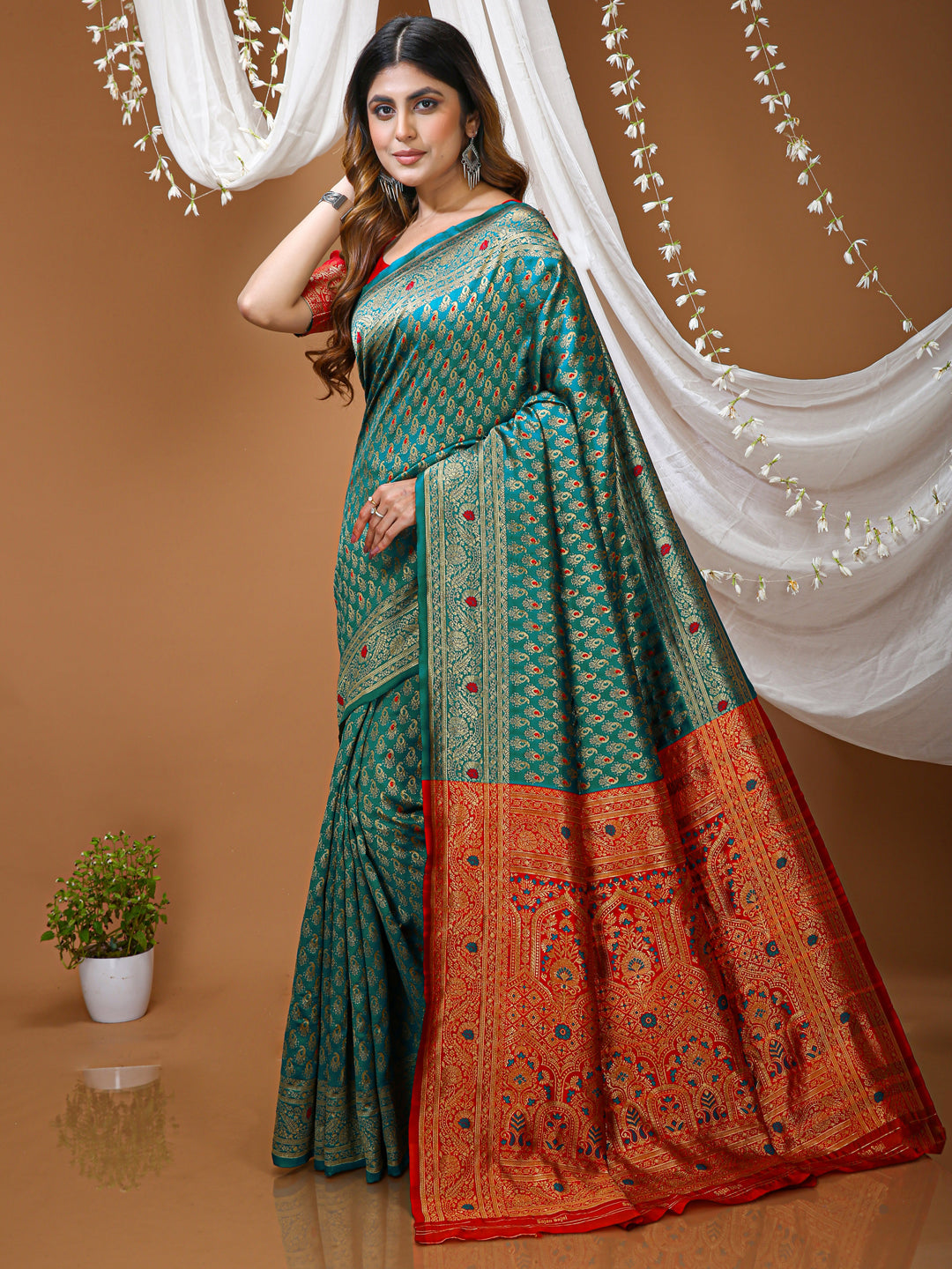 Teal Blue Lichi Silk Jacquard Saree with Beautiful Rich Pallu