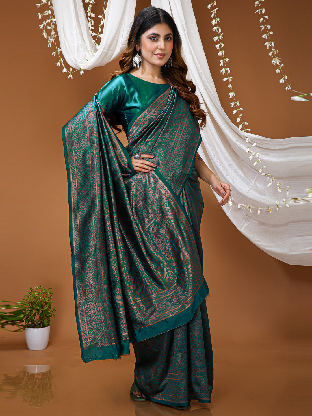 Green Kanchipuram Lichi Silk Saree with Jacquard Border Blouse