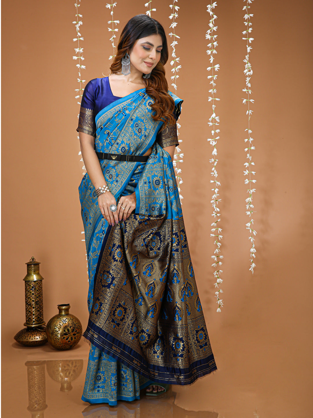 Blue Lichi Silk Jacquard Weaving Saree with Contrast Blouse