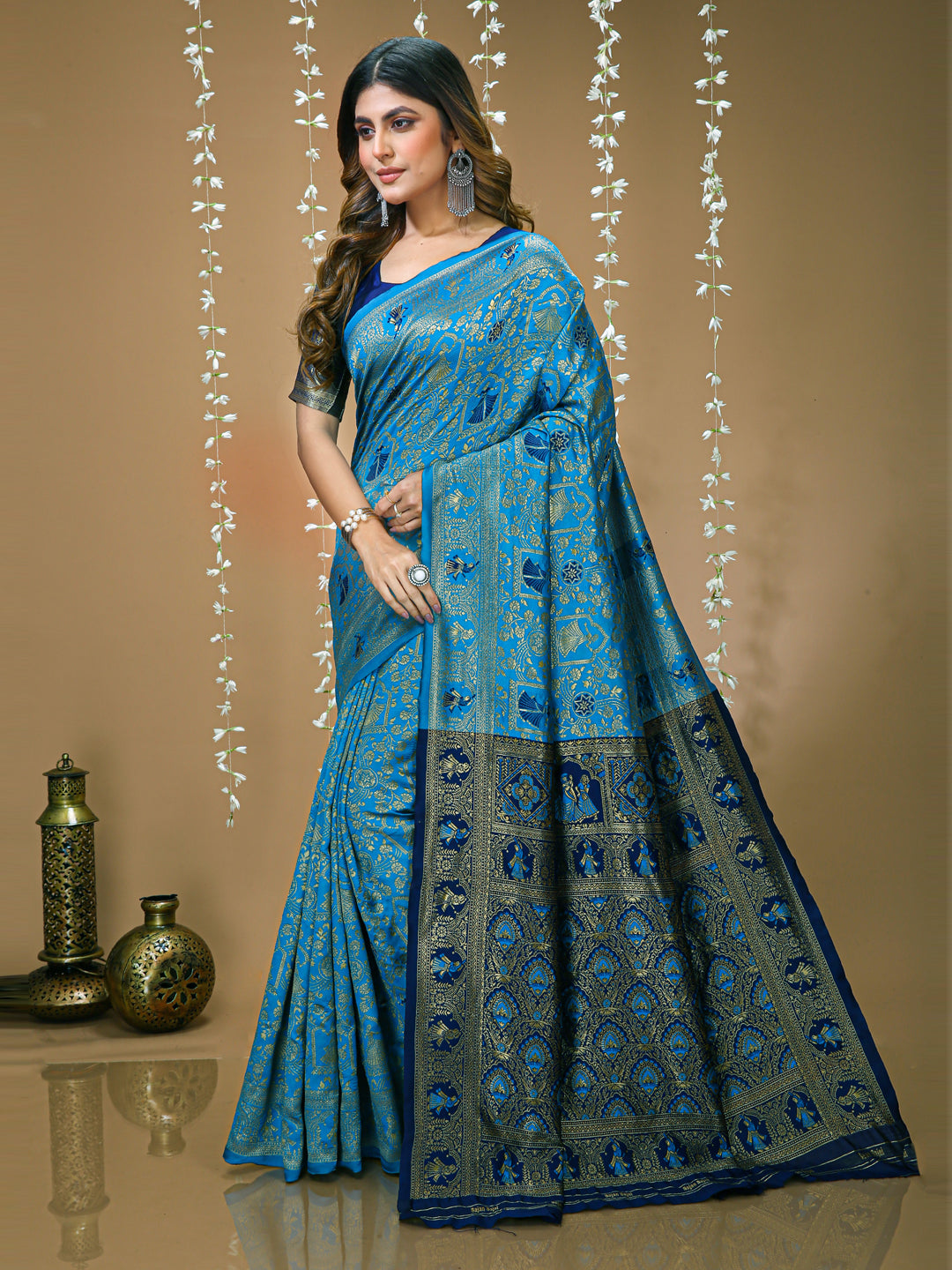 Blue Kanchipuram Style Lichi Silk Saree With Jacquard Work