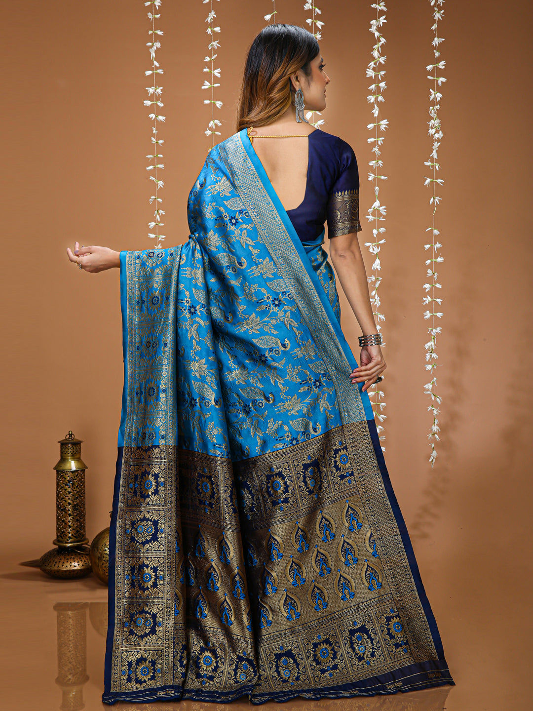 Blue Lichi Silk Jacquard Weaving Saree with Contrast Blouse