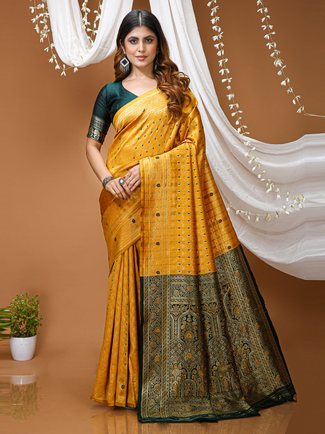 Yellow Lichi Silk Jacquard Saree with Beautiful Rich Pallu
