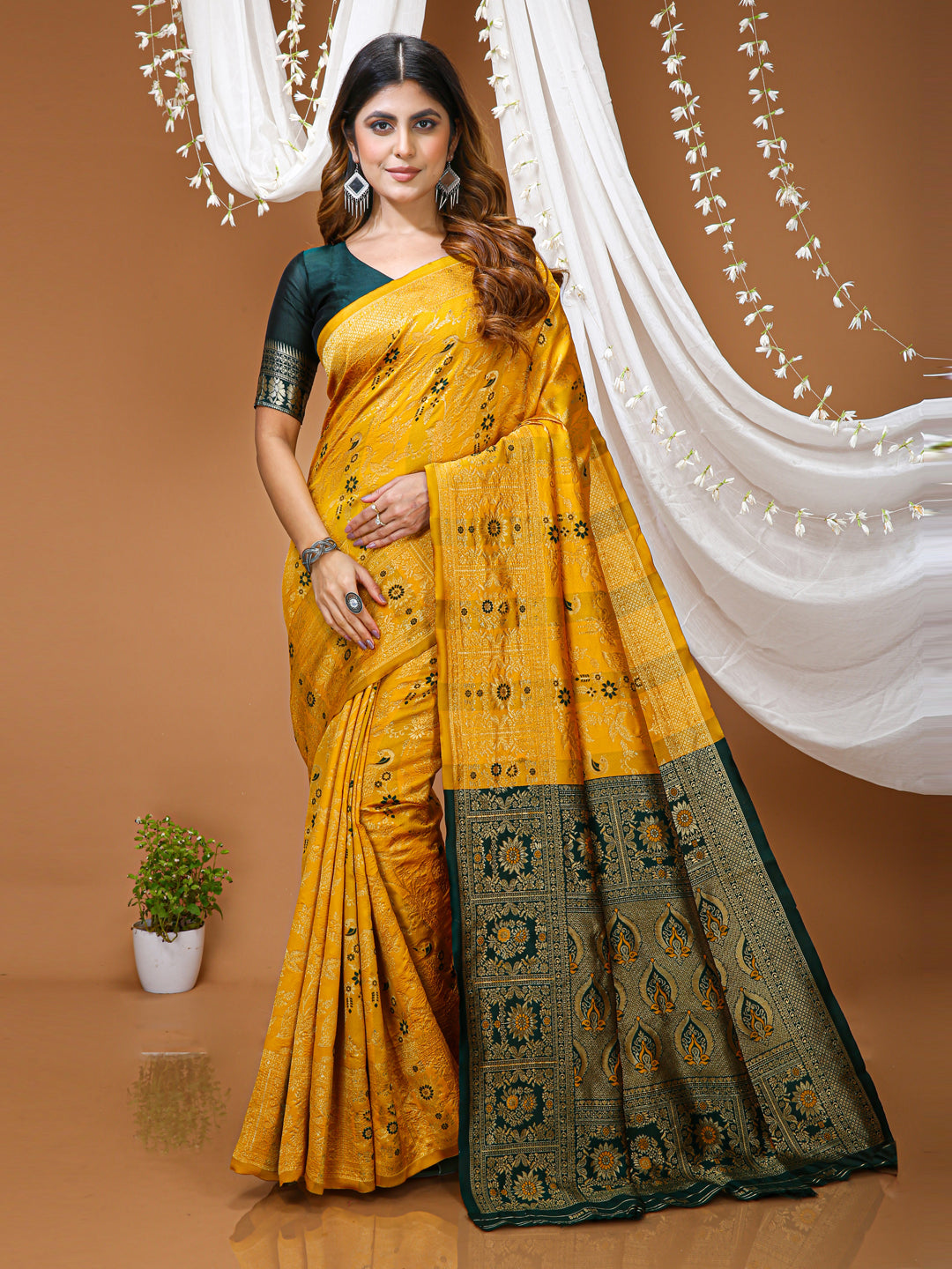 Musturd Yellow Lichi Silk Jacquard Weaving Saree with Contrast Blouse